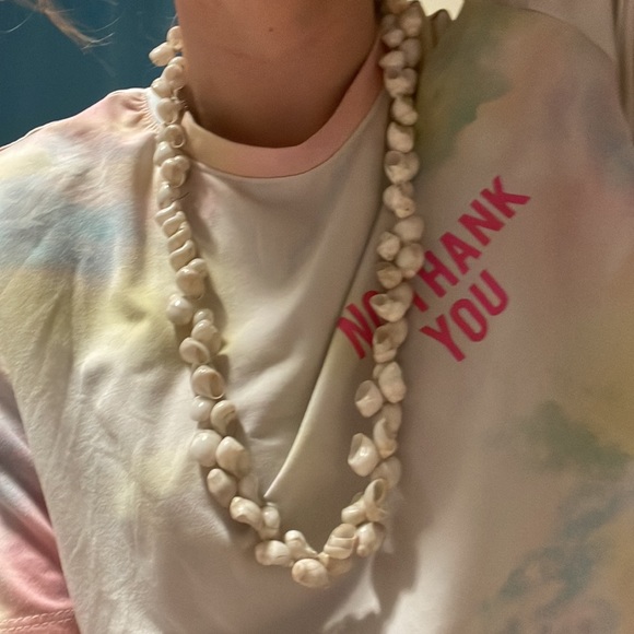 She’ll necklace - Picture 3 of 3